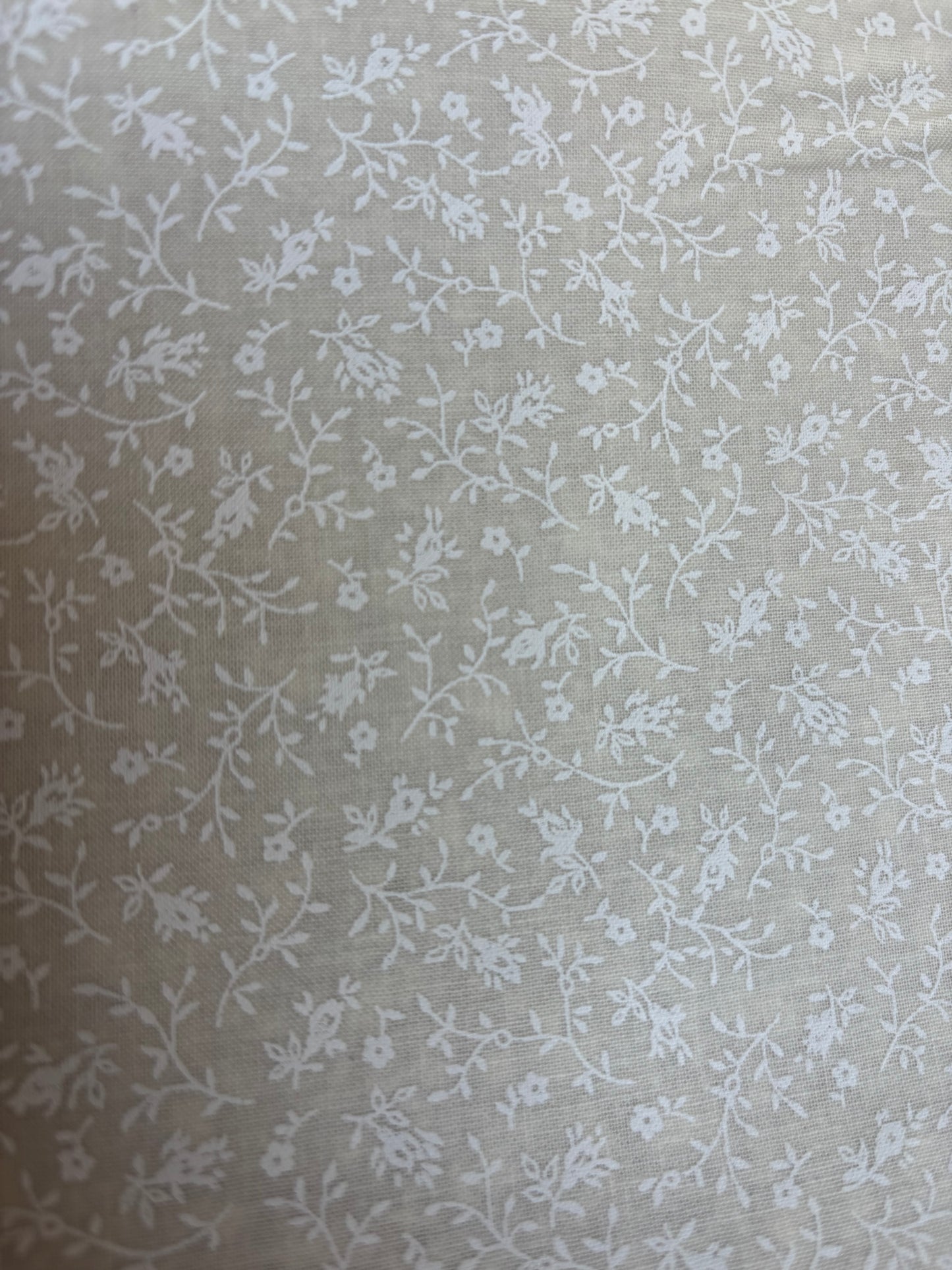 Creamy Vinery Quilting Cotton Fabric
