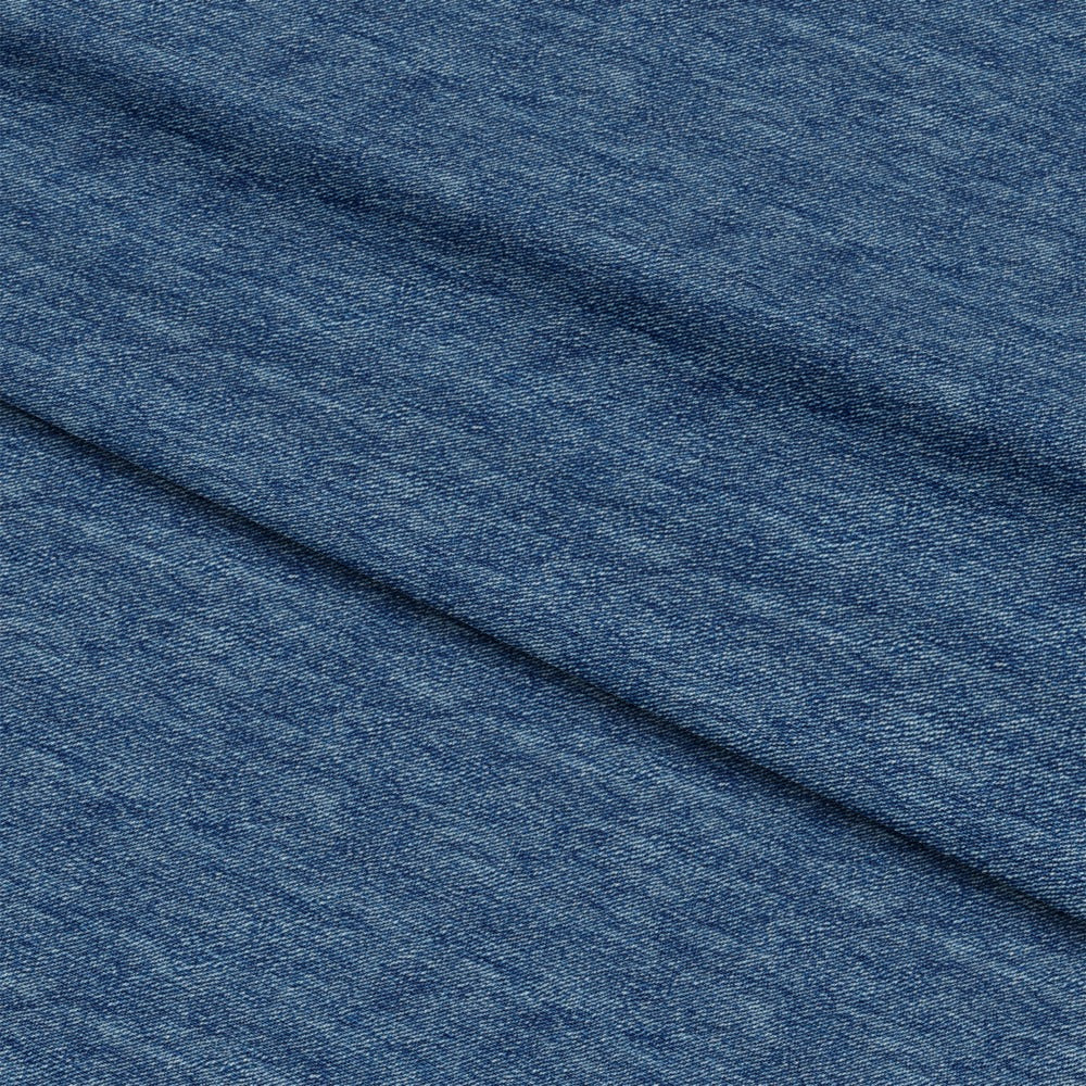 mockup-lying (auto)