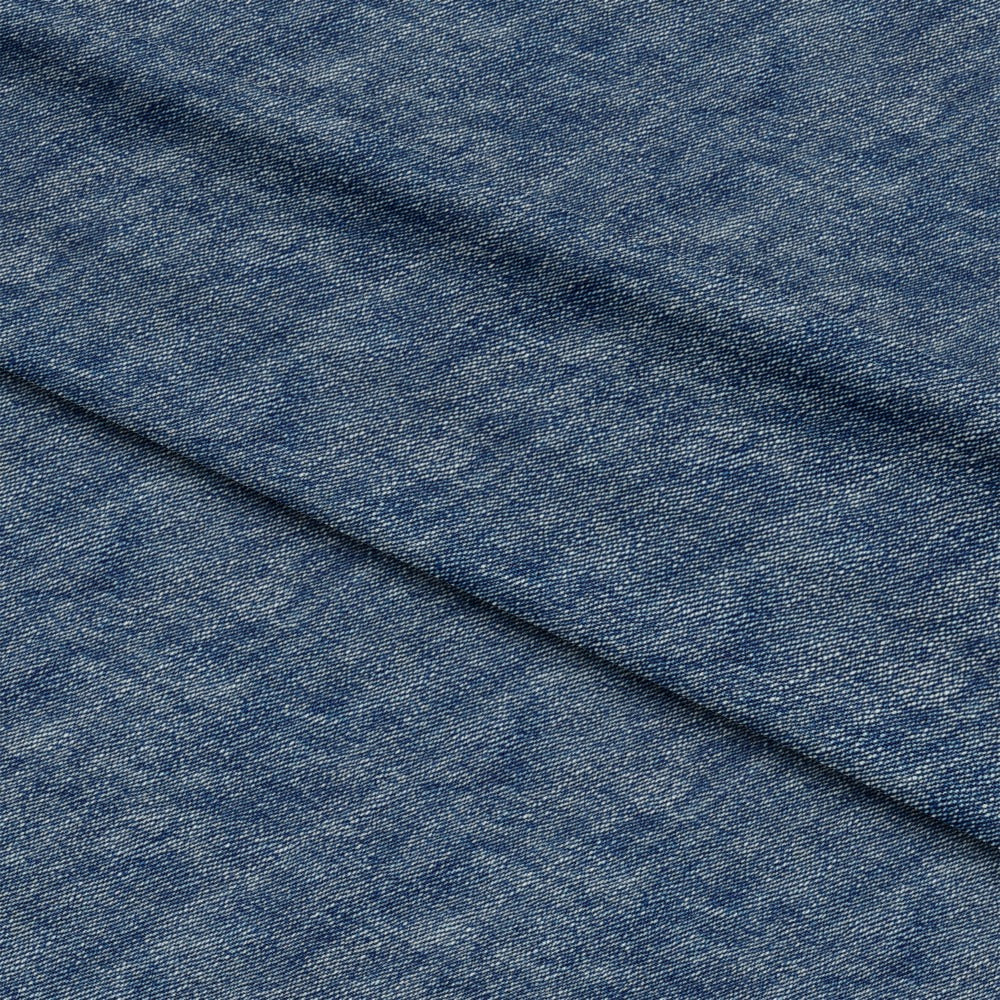 mockup-lying (auto)